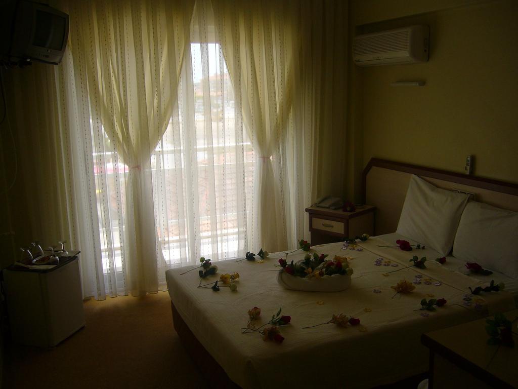 Çeşme Sirin Villa מראה חיצוני תמונה